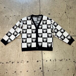 💚 2792. Black and White Heart Checkered Cardigan